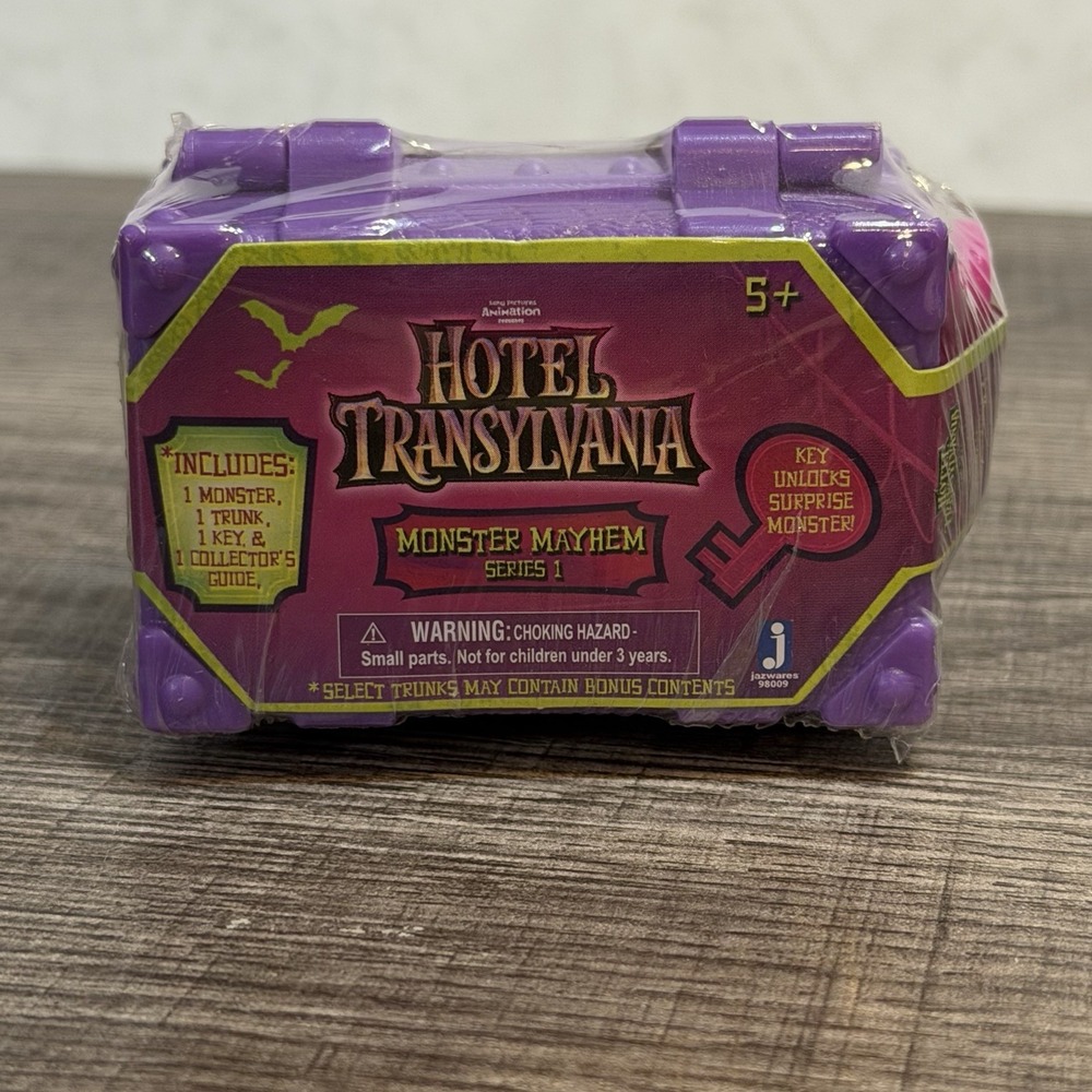New Hotel Transylvania MONSTER MAYHEM Chest Series 1 Purple Mystery Trunk 2018